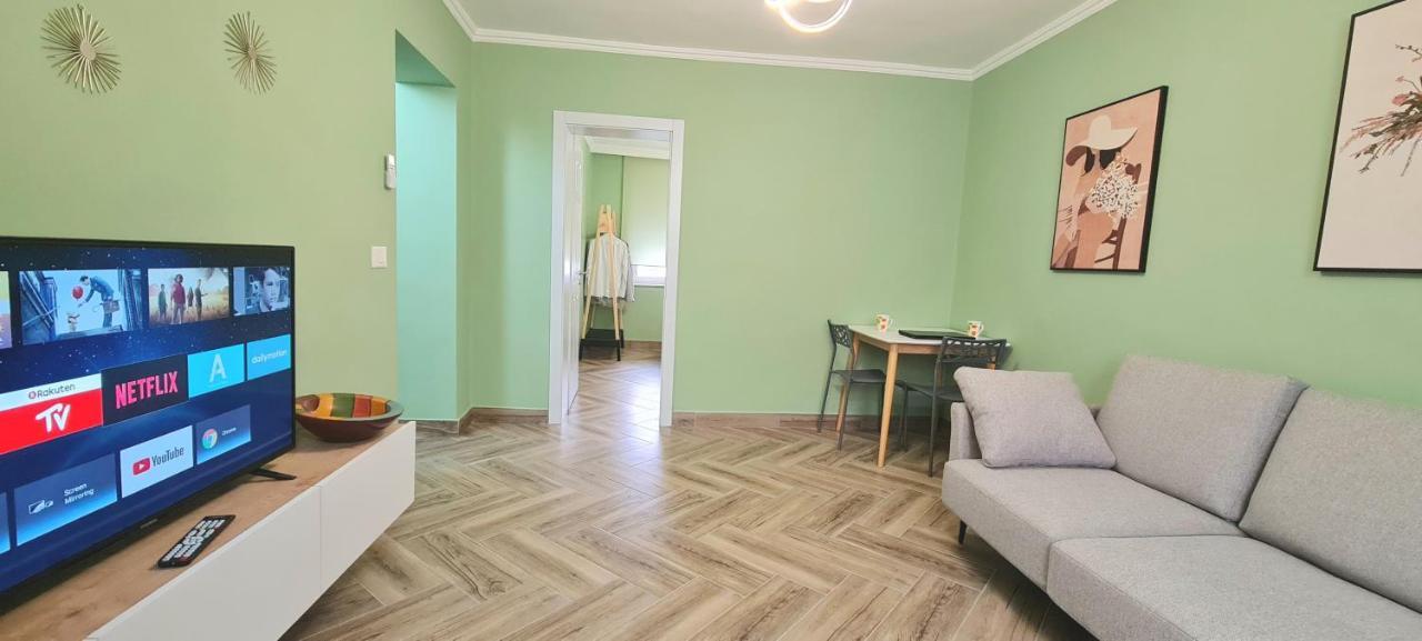 Apartamento 2V1 - Blloku Zy Tirana Exterior foto